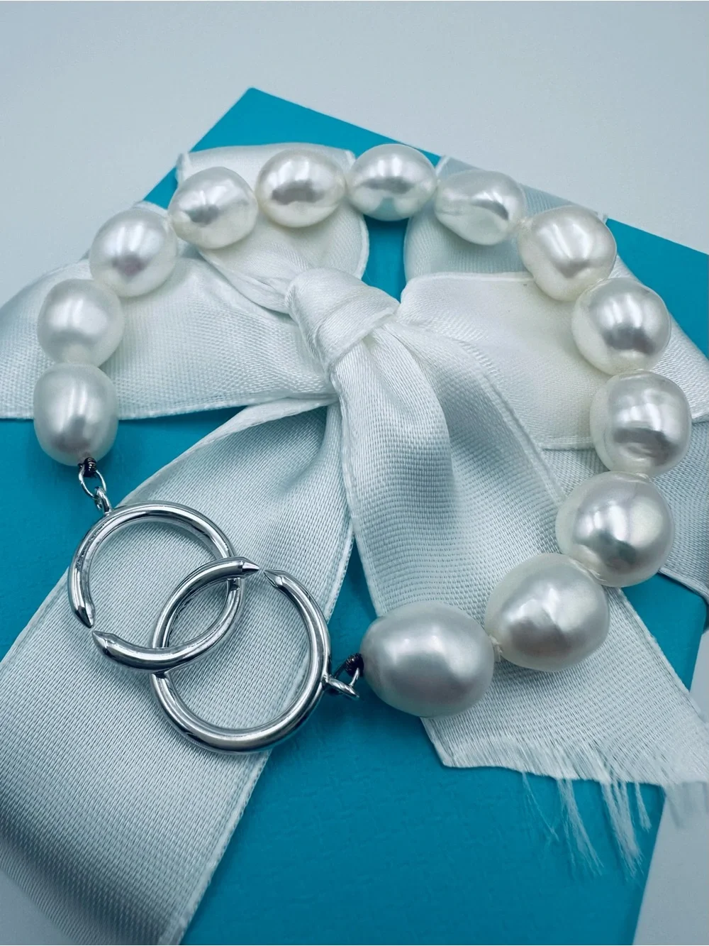Vintage Tiffany & Co. Paloma Picasso Baroque Pearl Bracelet Silver New Packaging